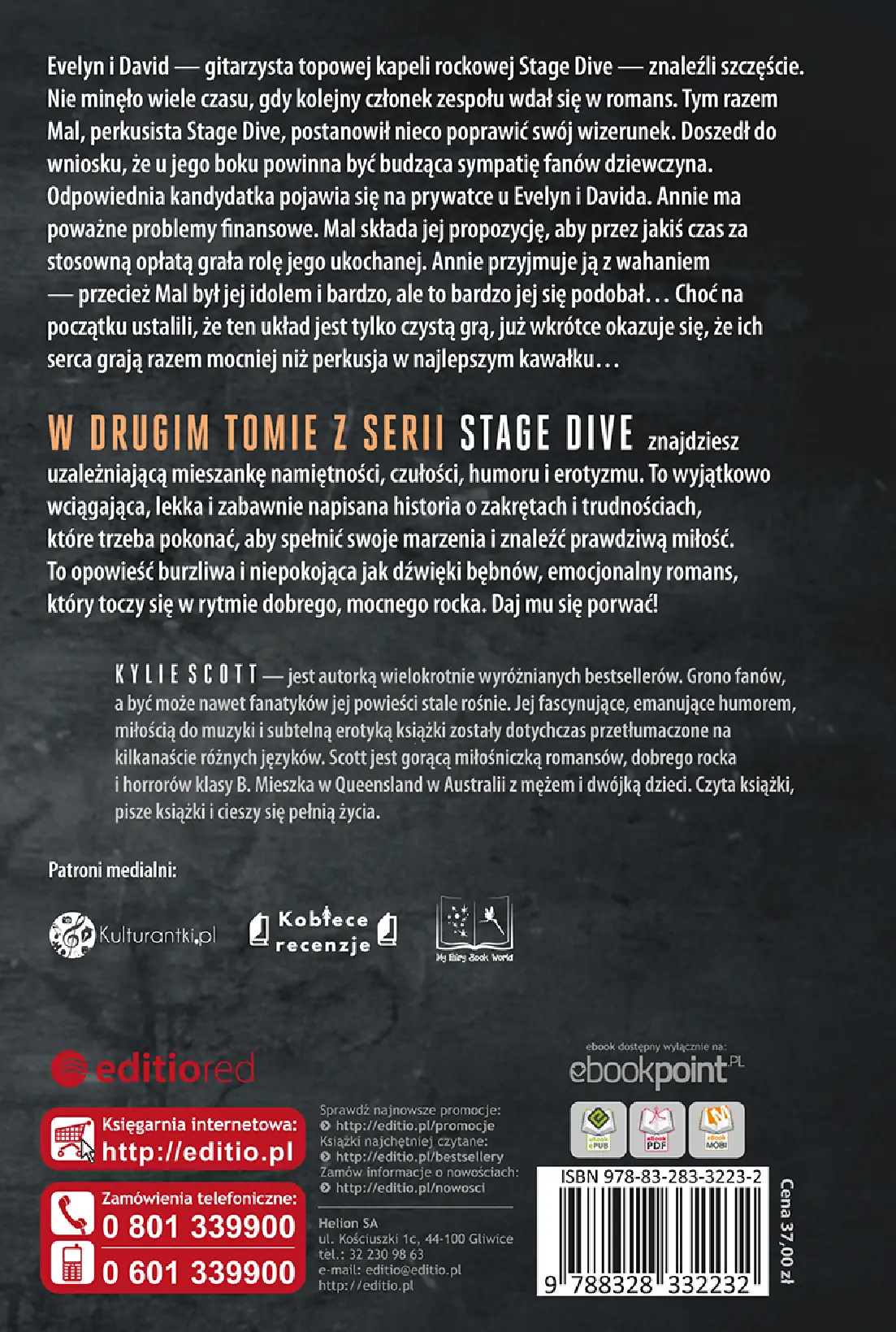 Fragment „Play. Stage Dive” — strona 22 z 22